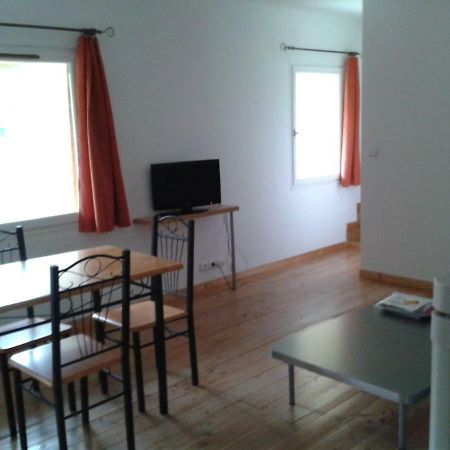 Le Bon Air Est Dans Le Pre Apartamento Champagnac  Exterior foto