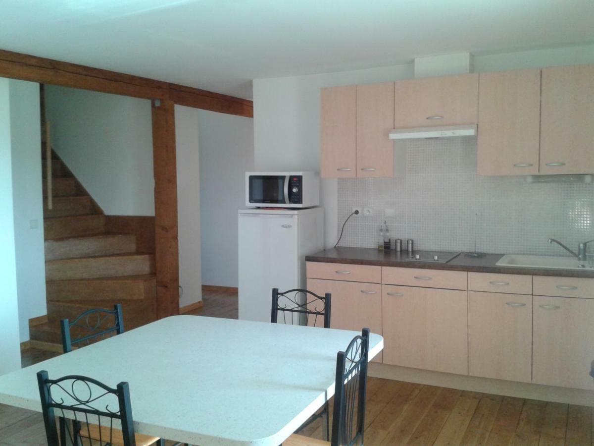 Le Bon Air Est Dans Le Pre Apartamento Champagnac  Quarto foto