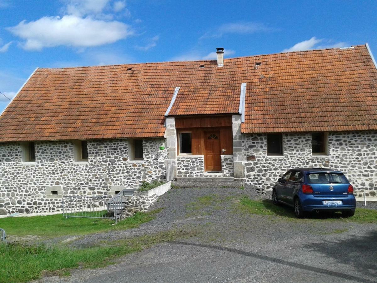 Le Bon Air Est Dans Le Pre Apartamento Champagnac  Exterior foto